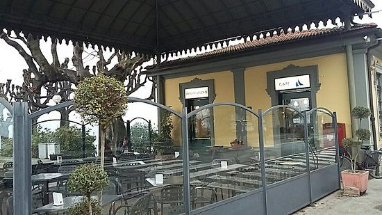 Imbarcadero Cafe Suna